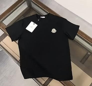 кофта топ: Футболка Moncler, базовая модель с коротким рукавом и круглым вырезом — 1