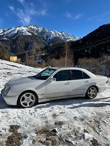 Продажа авто: Mercedes-Benz E-Class: 2000 г., Автомат, Бензин, Седан — 3