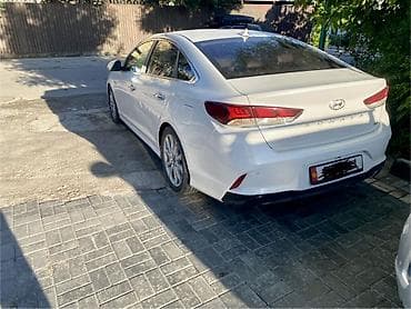 Продажа авто: Hyundai Sonata: 2017 г., 2 л, Автомат, Бензин, Седан — 3
