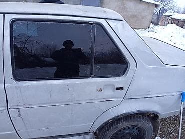 бора фольсваген: Volkswagen Jetta: 1988 г., Седан — 4