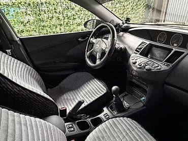 subaru impreza: Nissan Primera: 2003 г., 2 л, Механика, Бензин, Седан — 9