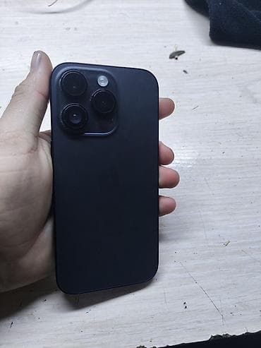 Apple iPhone: IPhone 14 Pro, Б/у, 256 ГБ, Черный, Защитное стекло, Чехол, Кабель, 76 % — 2