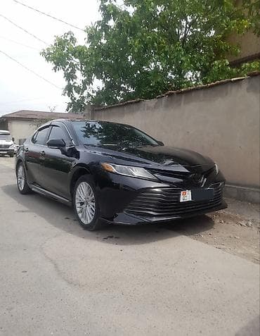 Toyota Camry: 2020 г., 2.5 л, Автомат, Бензин, Седан