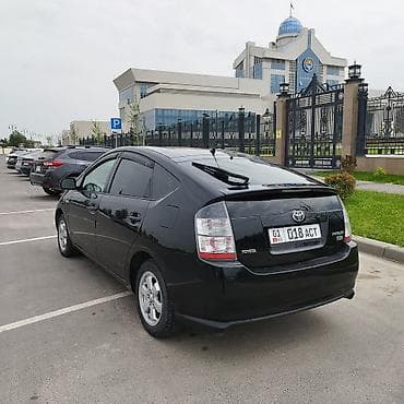 Toyota: Toyota Prius: 2006 г., 1.5 л, Вариатор, Гибрид, Хэтчбэк — 7
