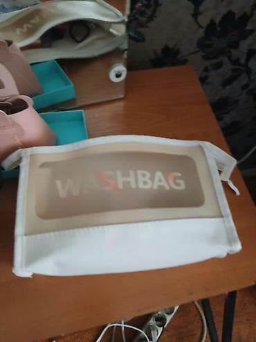 Косметичка/органайзер WASHBAG. - Материал: полупрозрачный мягкий