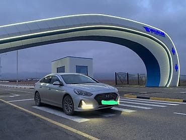 Hyundai Sonata: 2018 г., 2 л, Автомат, Газ, Седан