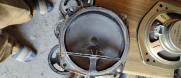 купить микрофон для компьютера: Продаю колонки 3пары + 2 пустых корпуса +фильтра комплектом. рабочие — 22