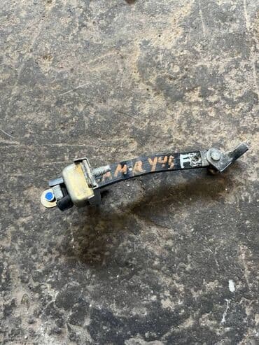 ограничитель двери тойота: Toyota Camry 45ограничитель двери, Тойота Камри 45 дверной — 3