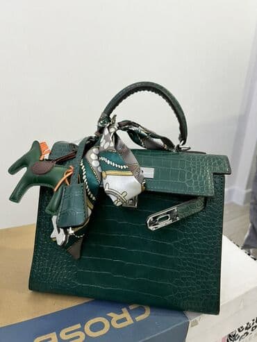 интернет магазин женской одежды бишкек: Стильные женские сумки — 2 модели 1) Темно‑зеленая структурированная — 1