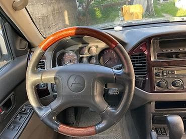 byd leopard: Mitsubishi Montero: 2002 г., 3.5 л, Автомат, Бензин, Внедорожник — 7