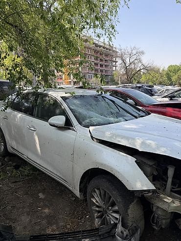 kia mo: Продаётся автомобиль Киа к7 на запчасти (седан, белый цвет) — 5