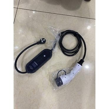 mini jack: Портативное зарядное устройство для электромобиля (EVSE) Описание: - — 2