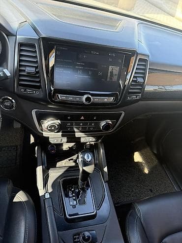 mercedes benz x class: Ssangyong Rexton Khan: 2020 г., Пикап — 6