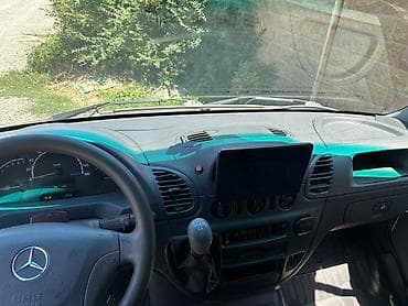 Унаа: Mercedes-Benz Спринтер: 2000 г., 2.2 л, Кол менен иштөөчү, Дизель, Бус — 8
