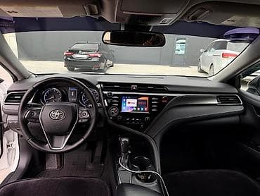 Toyota Camry: 2019 г., Автомат, Бензин, Седан — 4