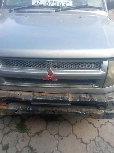 mazda 2000: Mitsubishi Pajero iO: 1998 г., Автомат, Бензин, Внедорожник — 3