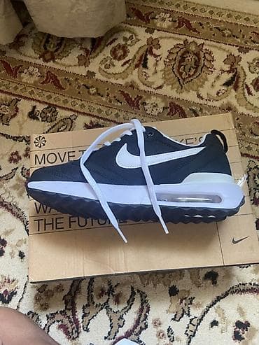 Мужская обувь: Мужские кроссовки, 39.5, Nike, Новый, цвет - Черный, Платная доставка — 2