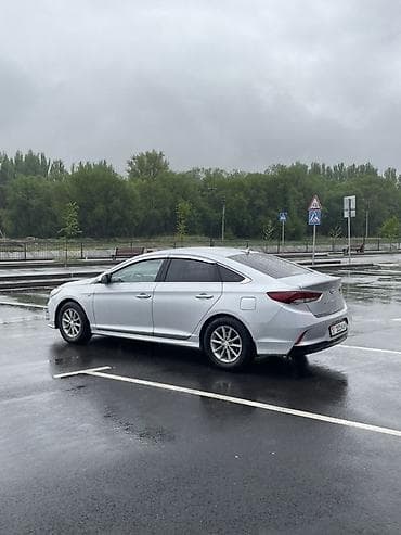 Транспорт: Hyundai Sonata: 2019 г., 2 л, Газ, Седан — 4