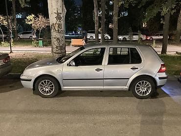 Volkswagen Golf: 2002 г., 1.6 л, Механика, Бензин, Хэтчбэк