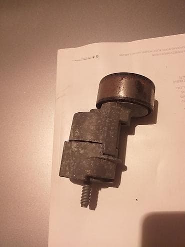 Автохимия: Продаю натяжной ролик на хундай соната оригинал 2011 — 1