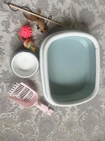 витамины для животных: Набор для кошки Состав: - Лоток для туалета компактного размера — 1