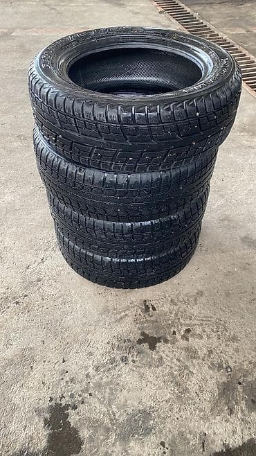 Шины 215 / 60 / R 17, Зима, Б/у, Комплект, Легковые, Китай, Maxtrek