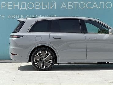 lixiang l7 купить: Lixiang L9: 2025 г., 1.5 л, Автомат, Гибрид, Кроссовер — 4
