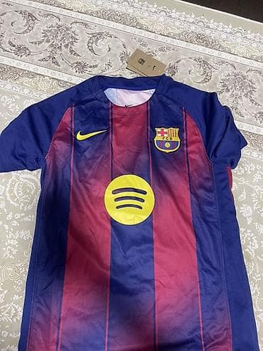 форма роналдо 2008: Футбольная майка FC Barcelona (домашняя), сезон с вертикальными — 2