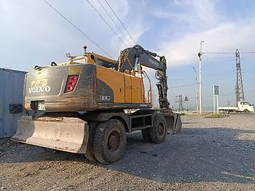 Унаа: Экскаватор, Volvo, 2009 г., Дөңгөлөктүү — 1