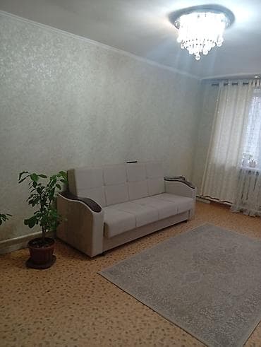 сдам комнату с хозяйкой: Продаётся трёхкомнатная квартира в селе Описание: - Узкий коридор с — 6