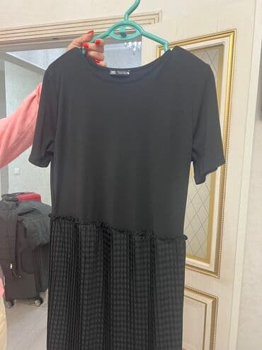 распродажа платьев больших размеров: Черное платье Зара 
Размер L — 2