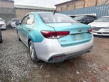 kia topic: Kia Forte: 2017 г., Ручные, Бензин, Седан — 4