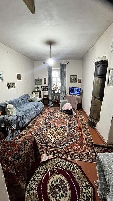 дом этажный: Продается жилой дом с полным пакетом документов,красная книга есть — 6