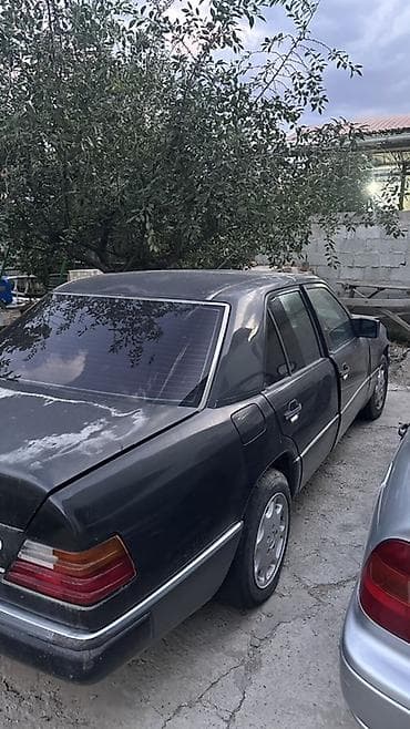 lexus 450d: Mercedes-Benz W124: 1991 г., 2 л, Механика, Седан — 5