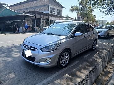 camry 1999: Hyundai Solaris: 2011 г., 1.6 л, Ручные, Бензин, Седан — 3