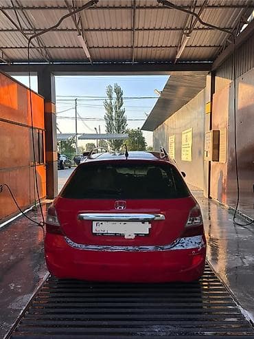 Honda Civic: 2004 г., 1.3 л, Кол менен иштөөчү, Бензин, Хетчбек — 3