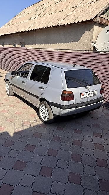генератор голф 3: Volkswagen Golf: 1993 г., 1.8 л, Бензин, Хэтчбэк — 4