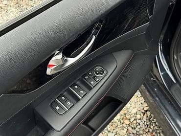 byd plus: Kia K3: 2019 г., 1.6 л, Автомат, Бензин, Хэтчбэк — 7