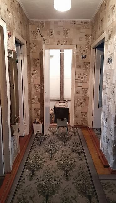 комната на подселение: 3 комнаты, 70 м², 105 серия, Старый ремонт — 1