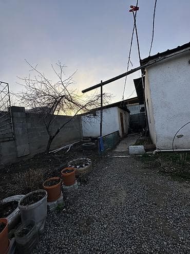 срочна продам: ПРОДАЮ ДОМ 4 СОТКИ все удобства Село Лебединовка 5 комнат имеется — 9