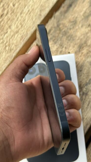 акустический монитор: IPhone 13, Колдонулган, 128 ГБ, Midnight, Каптама, Кабель, Куту, 95 % — 5