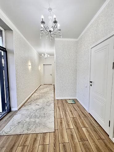 дом в сосновке: 🏡 Продаётся уютный дом в районе Волна 📍 Участок: 7.25 соток 🏠 Дом: 3 — 10