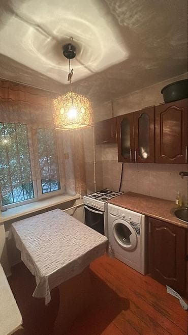 донецкий: 1 комната, С мебелью частично — 2