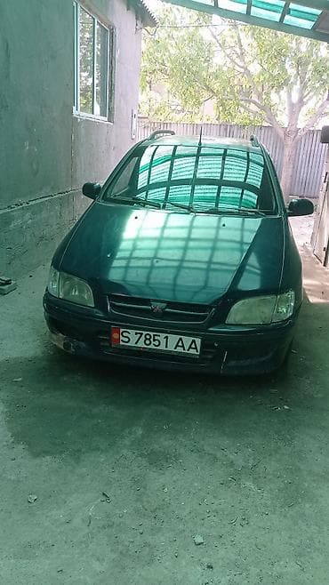 Mitsubishi Space Star: 2000 г., 1.9 л, Механика, Дизель, Хэтчбэк