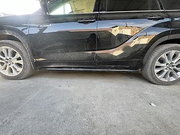 highlander 2012: Наружные накладки порогов Toyota, 2020 г., Новый — 10
