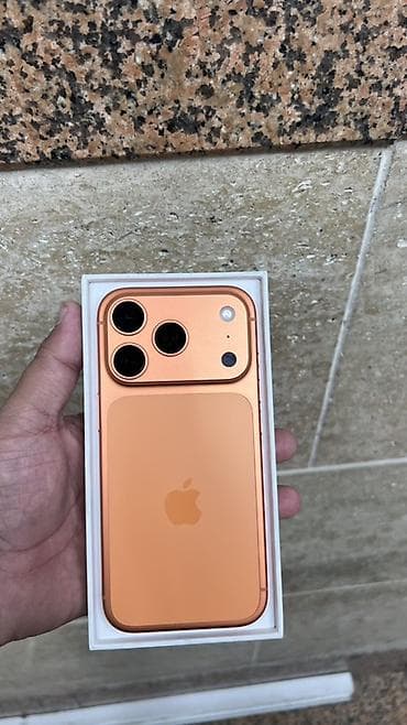 я ищу телефон айфон: IPhone 17 Pro, Б/у, 512 ГБ, Оранжевый, Коробка, В рассрочку, 100 % — 1