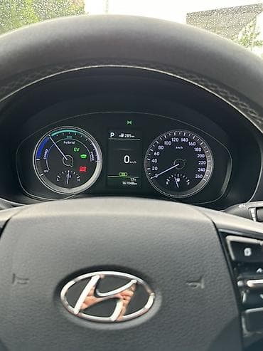 genesis 70: Hyundai Grandeur: 2018 г., 2.4 л, Автомат, Гибрид, Седан — 8