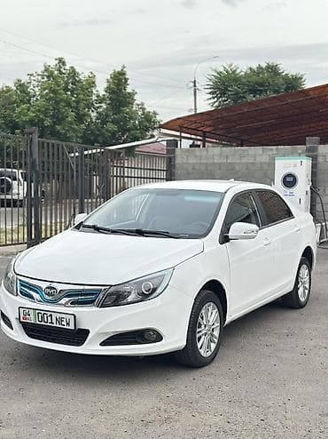 дорого: BYD E5: 2019 г., Автомат, Электромобиль, Седан — 2