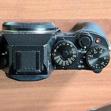 Fujifilm X-T1 Body + дополнительные аксессуары. ⚠️ Камера БЕЗ — 9