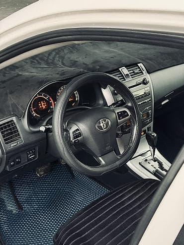 tayota karolla: Toyota Corolla: 2011 г., 1.6 л, Автомат, Бензин, Седан — 10